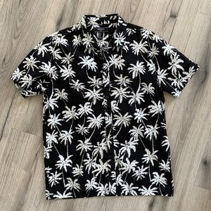 Forever 21 Palm Tree Short Sleeve Button Down